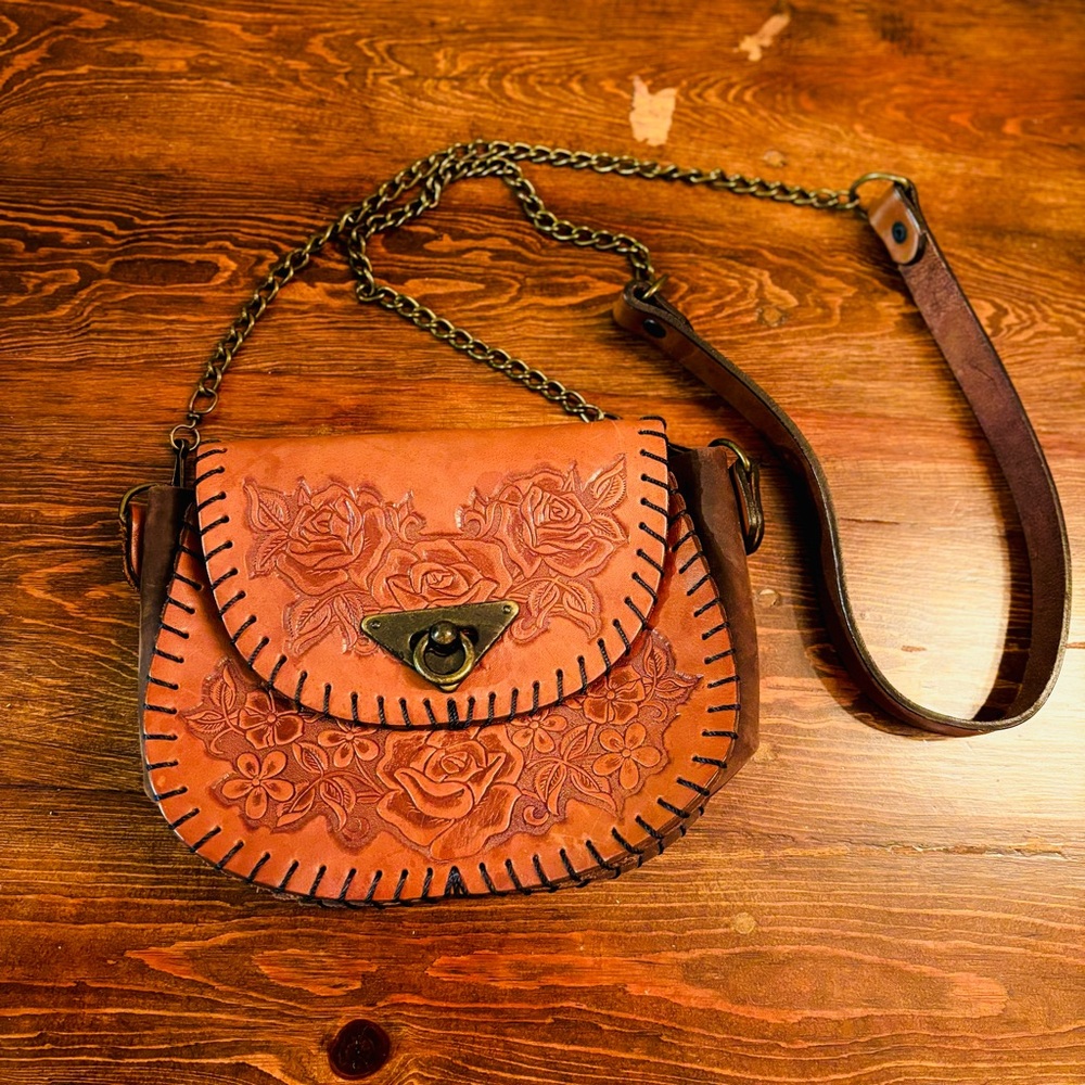 Jaac Arnold Genuine Leather Crossbody – Hecho en México - Picture 5 of 9